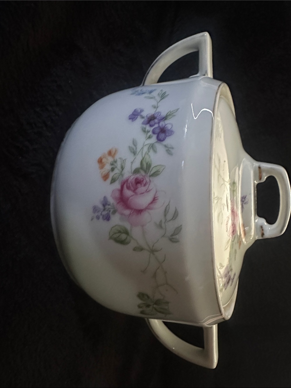 Vintage Porcelain covered sugar dish from Selb, Bavaria